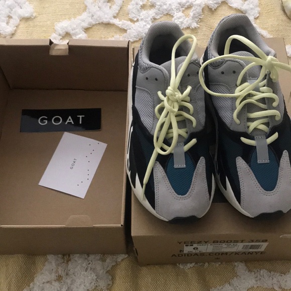 Yeezy - Picture 1 of 2